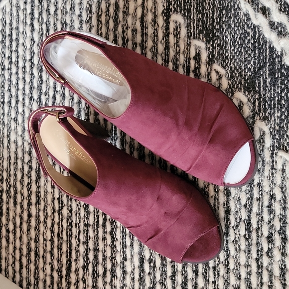 Naturalizer Open Toe Booties - Picture 1 of 8